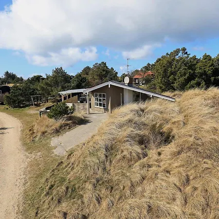 Holiday home Three-bedroom Holiday In 2 Vejers Strand