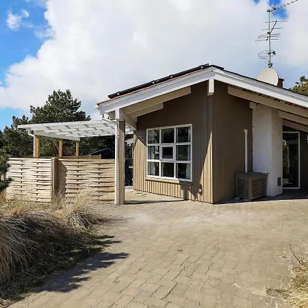 Holiday home Three-bedroom Holiday In 2 *